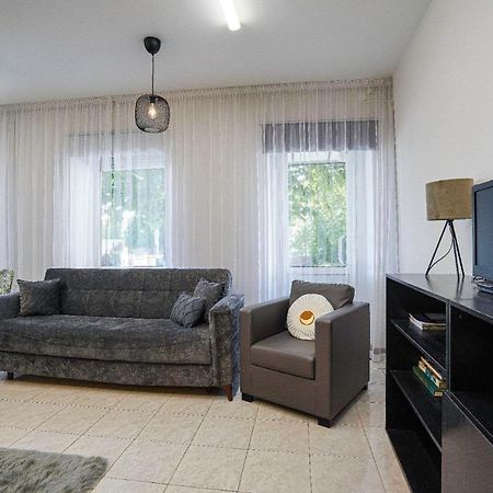 דירות Panevėžys Jaukus Ir Kokybiskas Butas Panevezio Centre מראה חיצוני תמונה