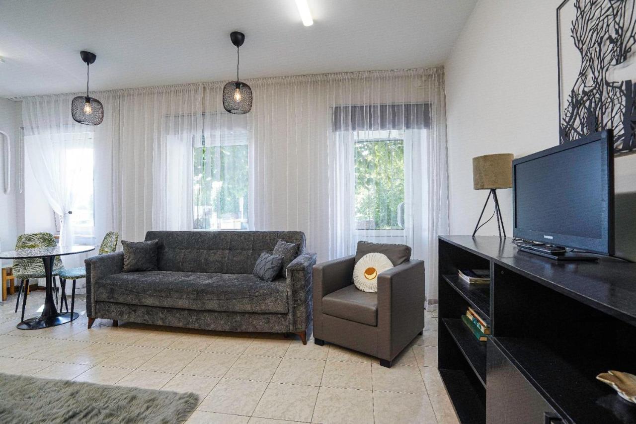 דירות Panevėžys Jaukus Ir Kokybiskas Butas Panevezio Centre מראה חיצוני תמונה